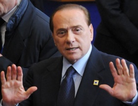 Berlusconiye rüşvetten 3 yıl hapis